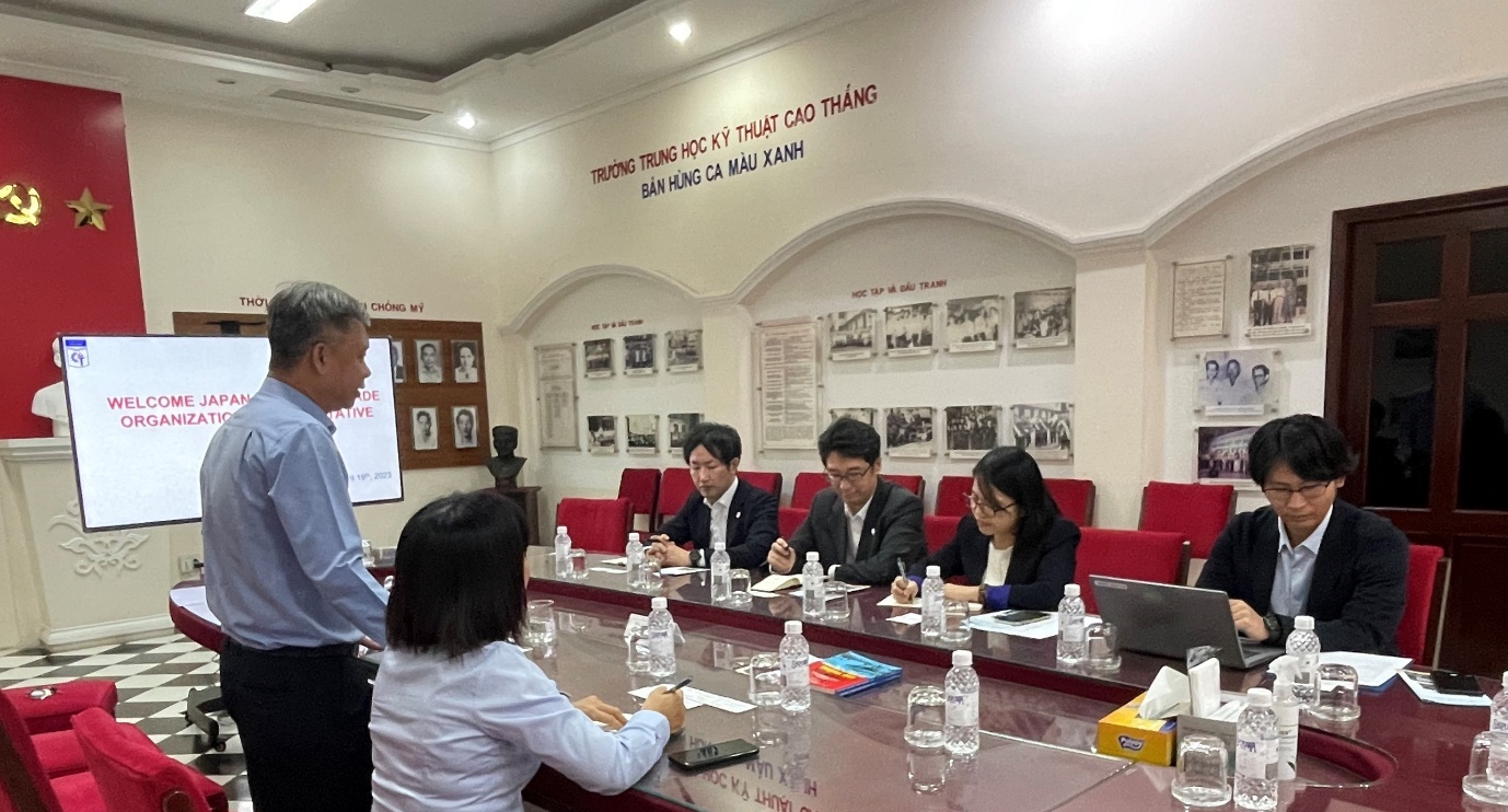 Meeting Between Cao Thang Technical College And The Japan External Trade Organization (JETRO) - Potential For Japanese Business Connection