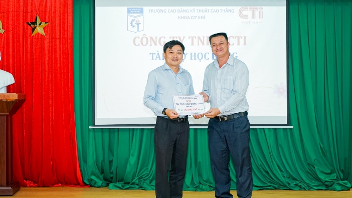 CTTC_Scholarship_Awarding_Ceremony_5.jpg