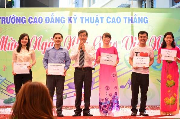 Description: E:HINH ANH11.2015 VAN NGHE GIANG VIENDSC_0345.JPG