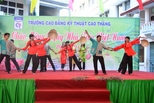 Description: E:HINH ANH11.2015 VAN NGHE GIANG VIENDSC_0087.JPG